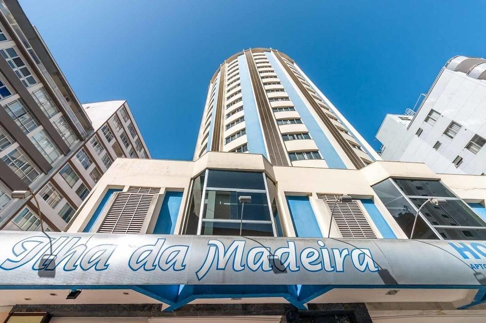Hotel Ilha Da Madeira Balneário Camboriú エクステリア 写真